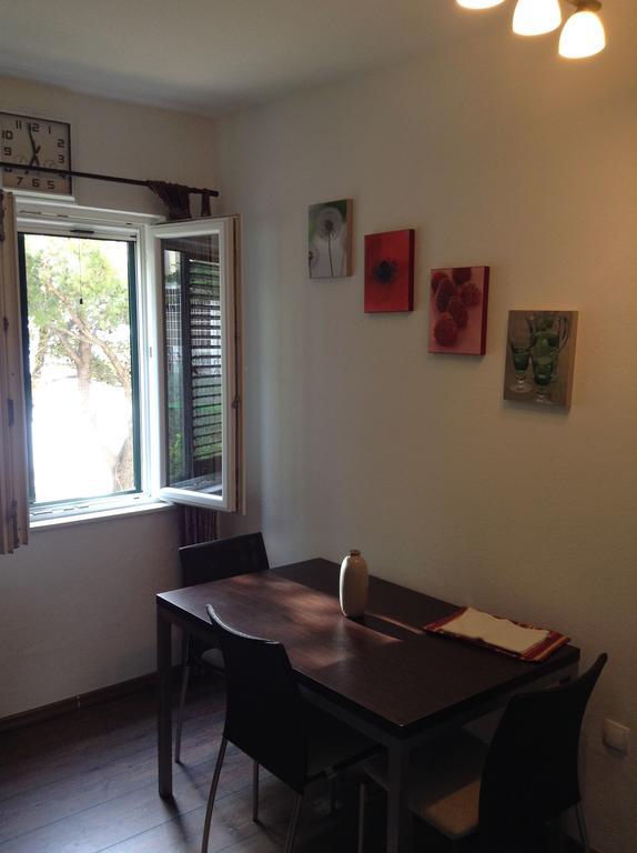 Apartments Vila Oksana มีมิตเซ ภายนอก รูปภาพ