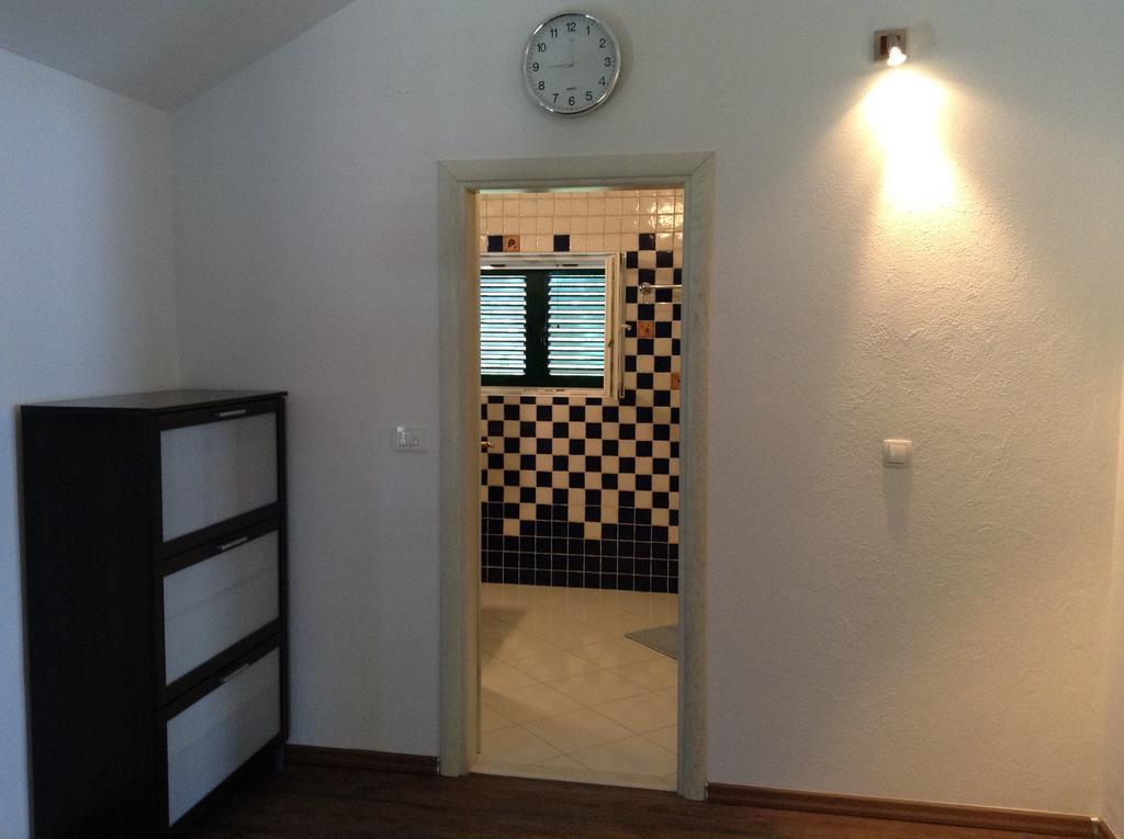 Apartments Vila Oksana มีมิตเซ ภายนอก รูปภาพ