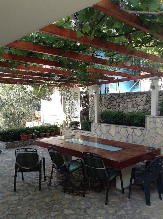 Apartments Vila Oksana มีมิตเซ ภายนอก รูปภาพ
